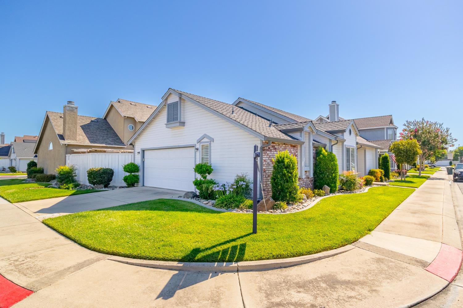 2809 Sand Stone Street Modesto, CA 95355 - Photo 3 of 28