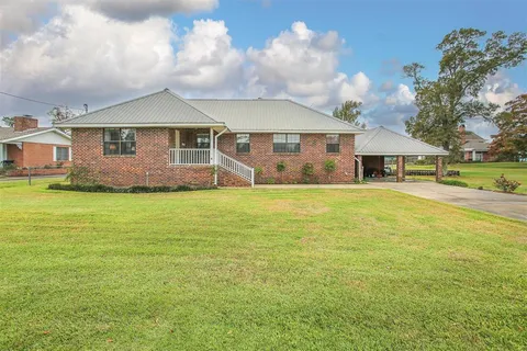 $250,000 | 1001 Idlewilde Lane, Lake Charles, LA 70605