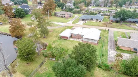 $250,000 | 1001 Idlewilde Lane, Lake Charles, LA 70605