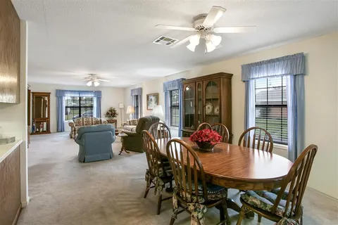 $250,000 | 1001 Idlewilde Lane, Lake Charles, LA 70605