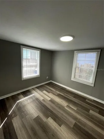 a view of empty room with window