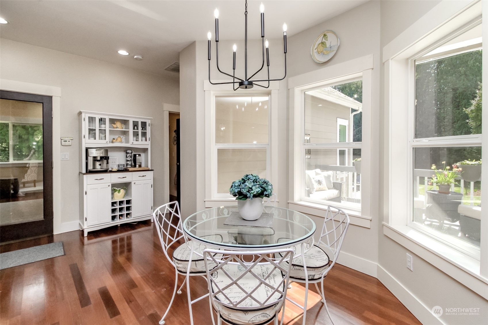 5095 Northeast Hendrickson Road Poulsbo, WA 98370 - Photo 9 of 28 Gallery Image 9
