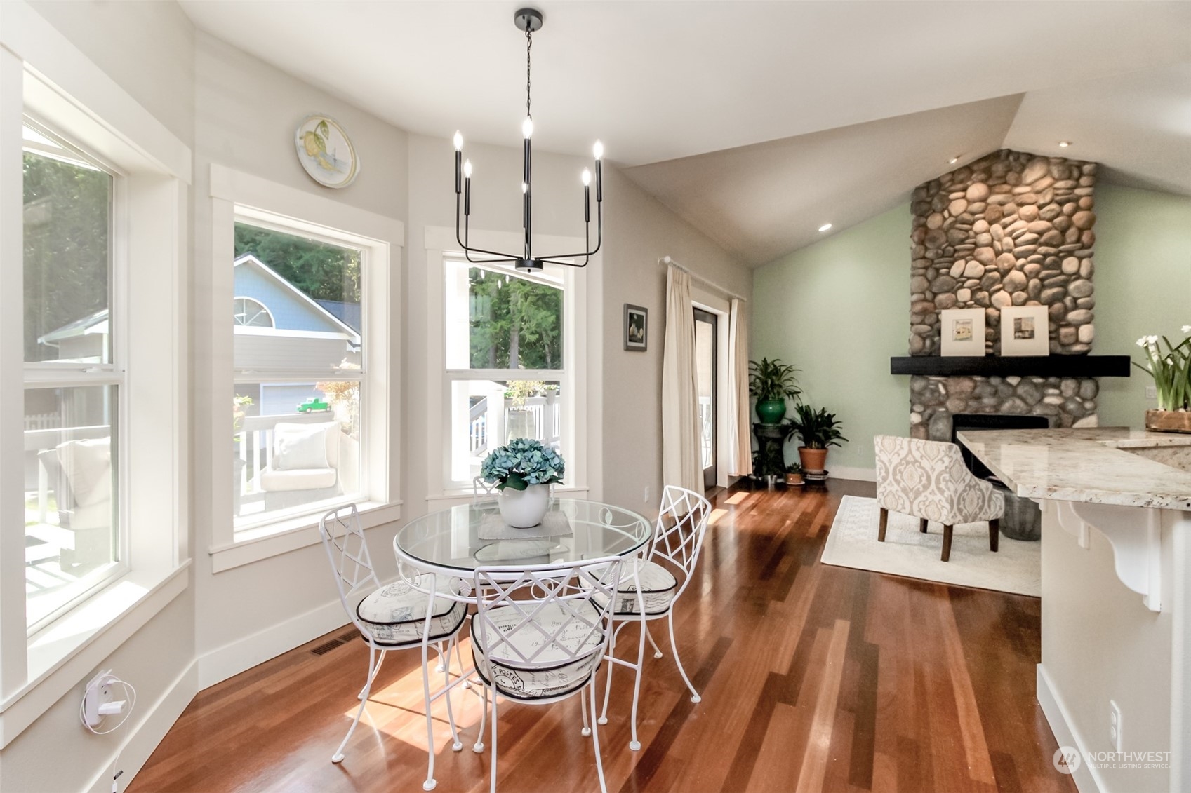 5095 Northeast Hendrickson Road Poulsbo, WA 98370 - Photo 10 of 28 Gallery Image 10