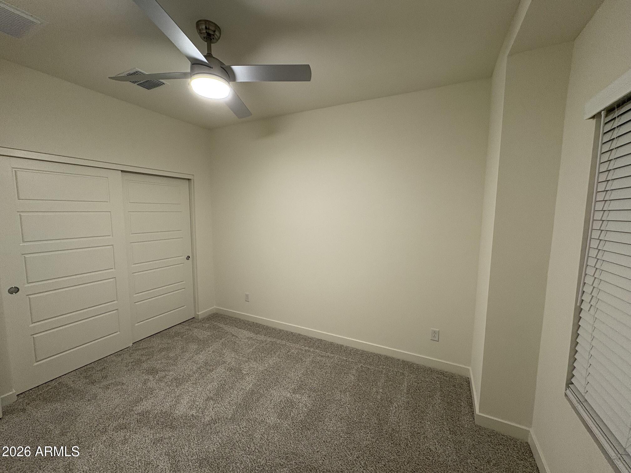 2264 West Laurie Lane Phoenix, AZ 85021 - Photo 7 of 10 image7