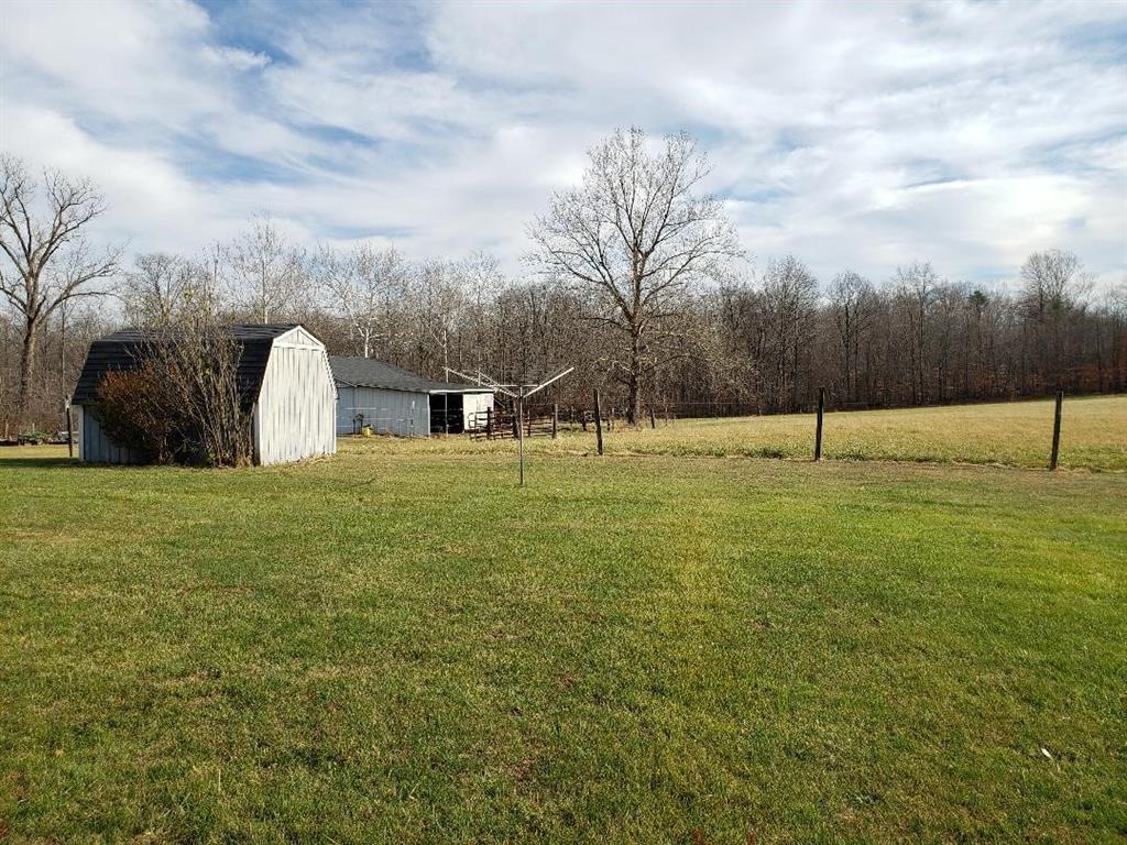 1809 South Conservation Club Road Morgantown, IN 46160 - Photo 3 of 11