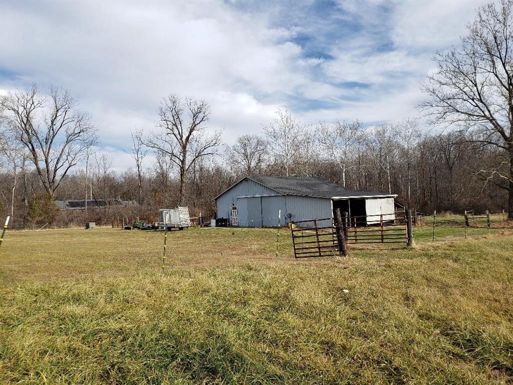 1809 South Conservation Club Road Morgantown, IN 46160 - Photo 4 of 11