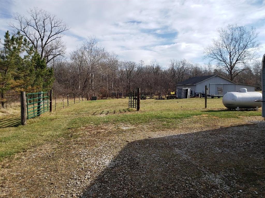 1809 South Conservation Club Road Morgantown, IN 46160 - Photo 6 of 11