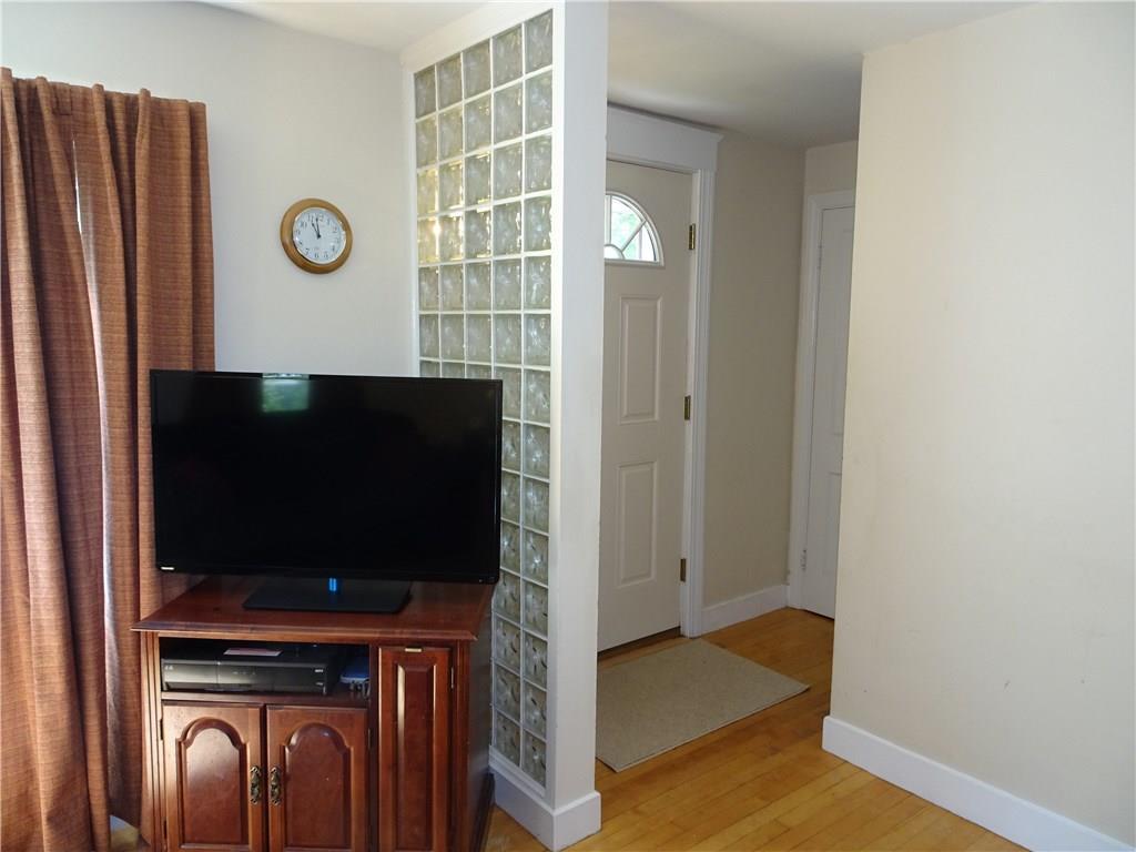 46 Raymond Road Portland, ME 04102 - Photo 11 of 32 Photo