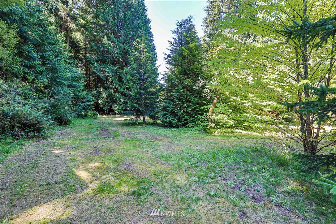 3505 Quade Road Clinton, WA 98236 - Photo 23 of 24 Gallery Image 23