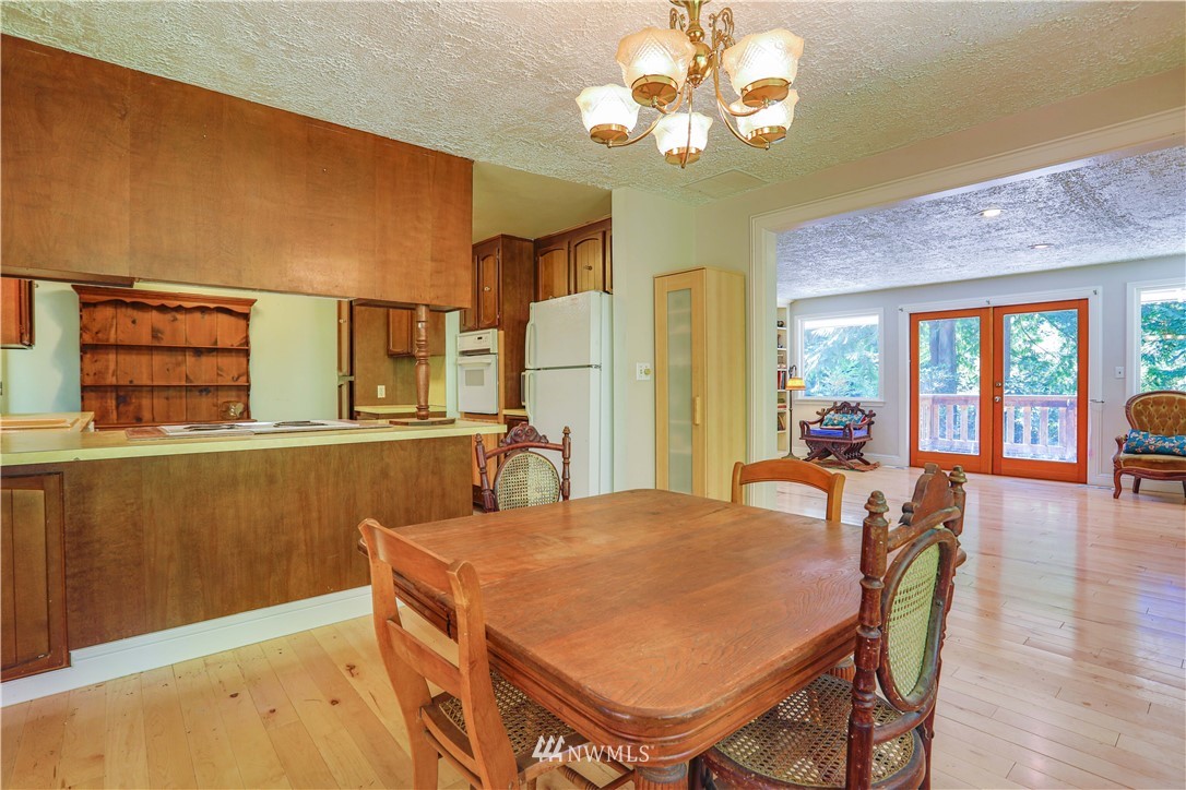 3505 Quade Road Clinton, WA 98236 - Photo 4 of 24 Gallery Image 4