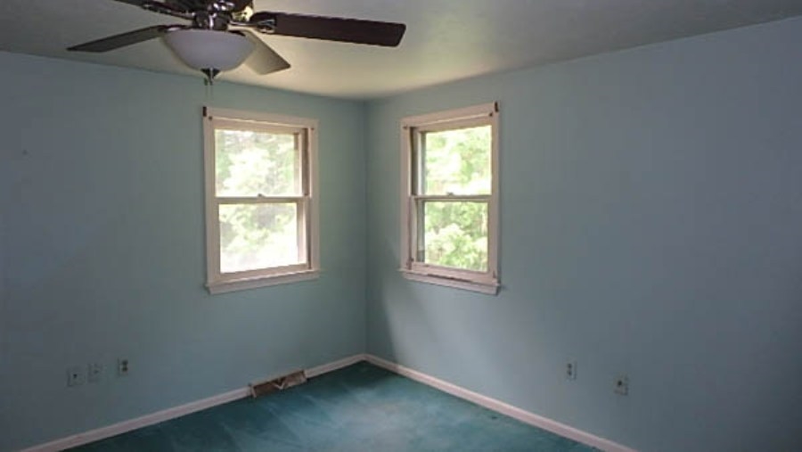 4 Pineridge Road Pelham, NH 03076 - Photo 2 of 19 Gallery Image 2