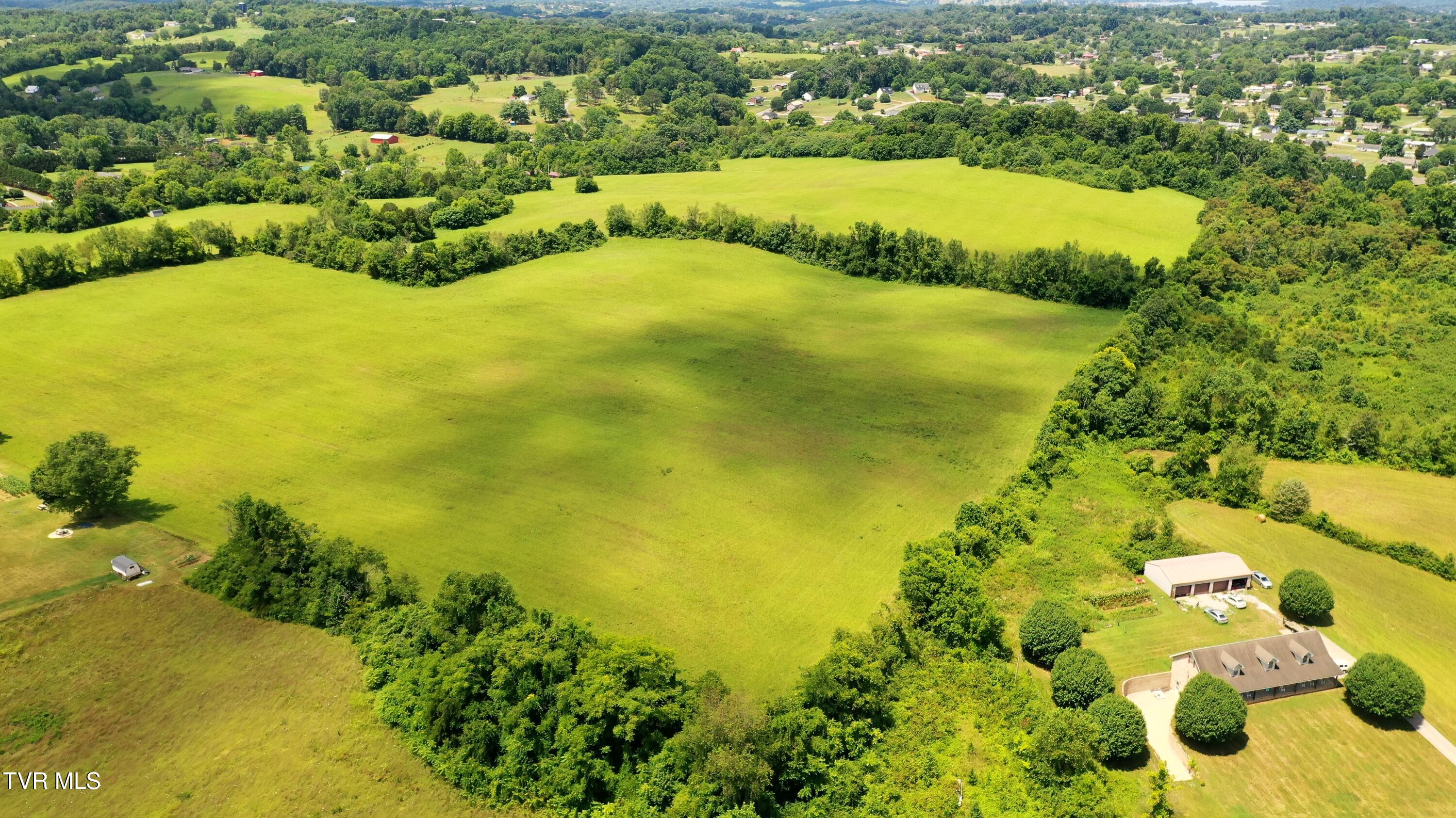 5085 Old Kentucky Road Morristown, TN 37814 - Photo 3 of 26 DJI_0674