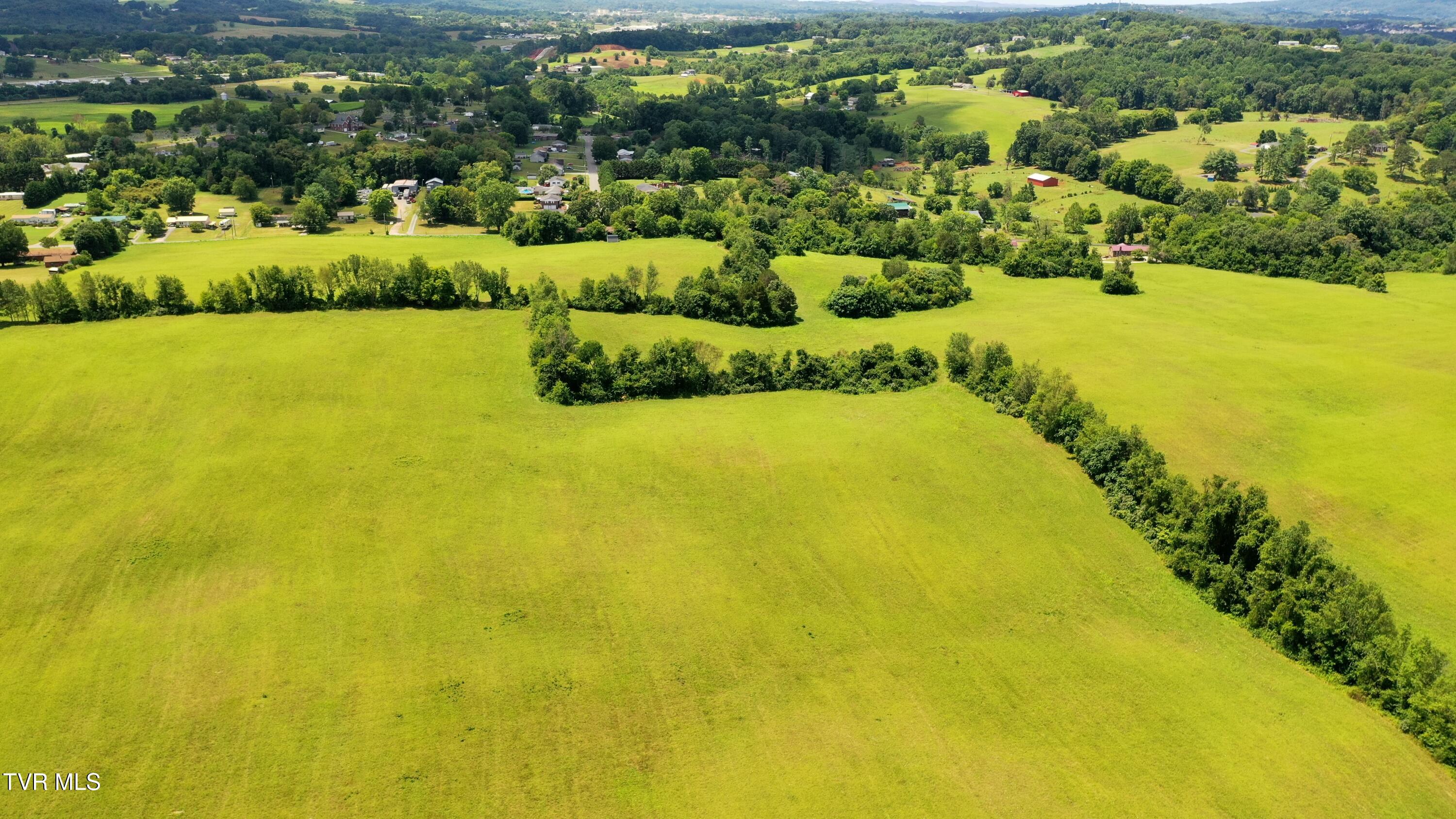 5085 Old Kentucky Road Morristown, TN 37814 - Photo 5 of 26 DJI_0677