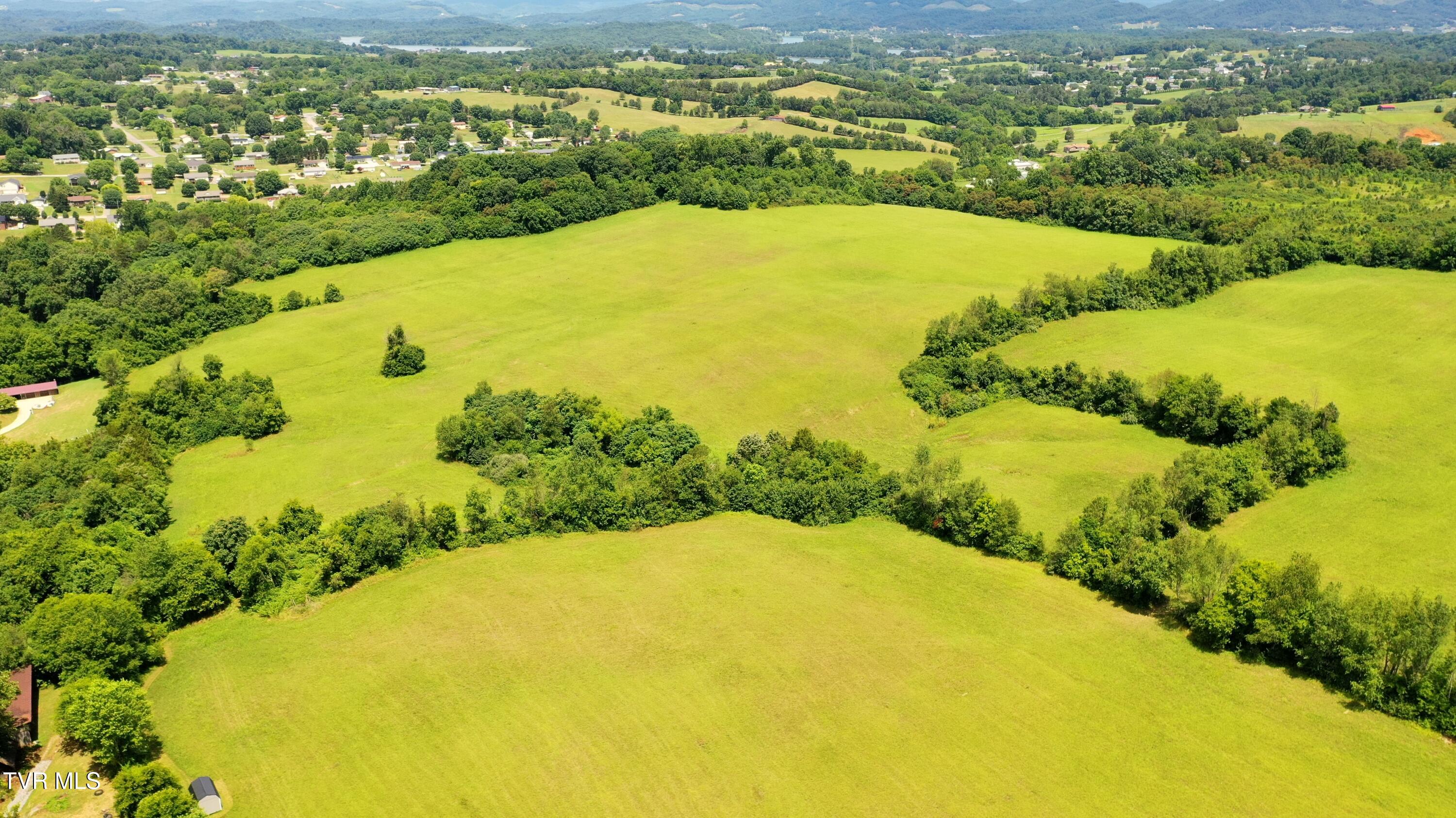 5085 Old Kentucky Road Morristown, TN 37814 - Photo 6 of 26 DJI_0678