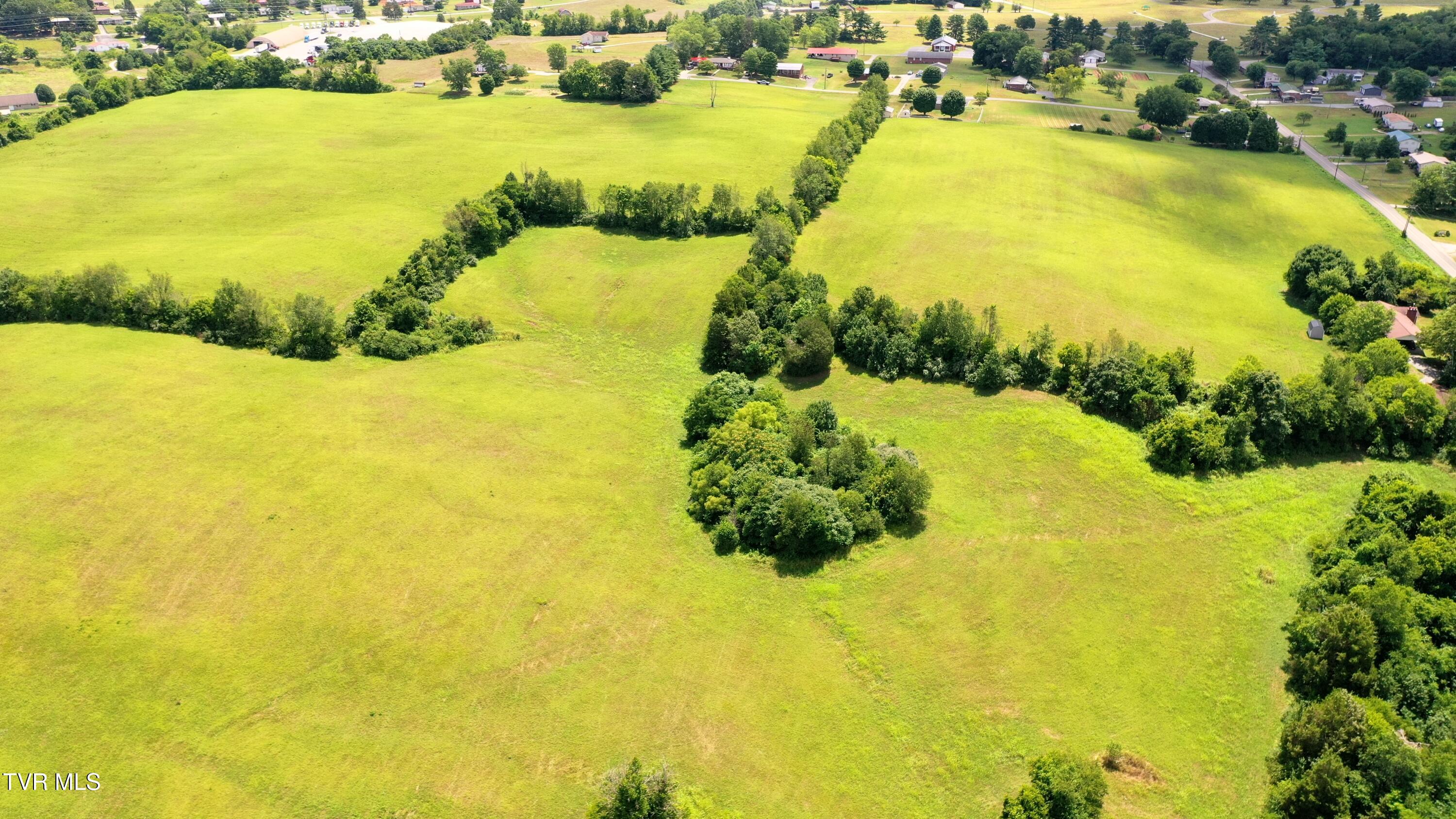 5085 Old Kentucky Road Morristown, TN 37814 - Photo 9 of 26 DJI_0681