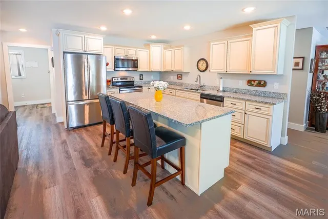 $317,900 | 5360 Hubble Cove, Jackson, MO 63755