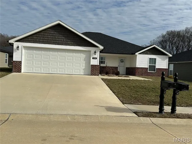 $317,900 | 5360 Hubble Cove, Jackson, MO 63755