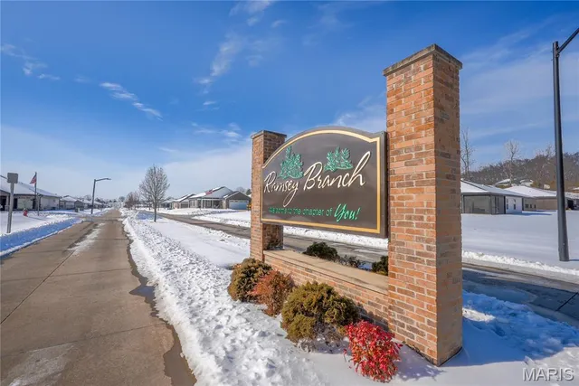 $317,900 | 5360 Hubble Cove, Jackson, MO 63755