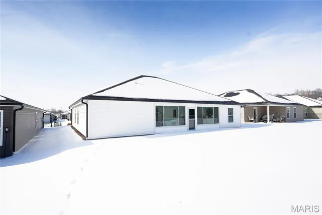 $317,900 | 5360 Hubble Cove, Jackson, MO 63755