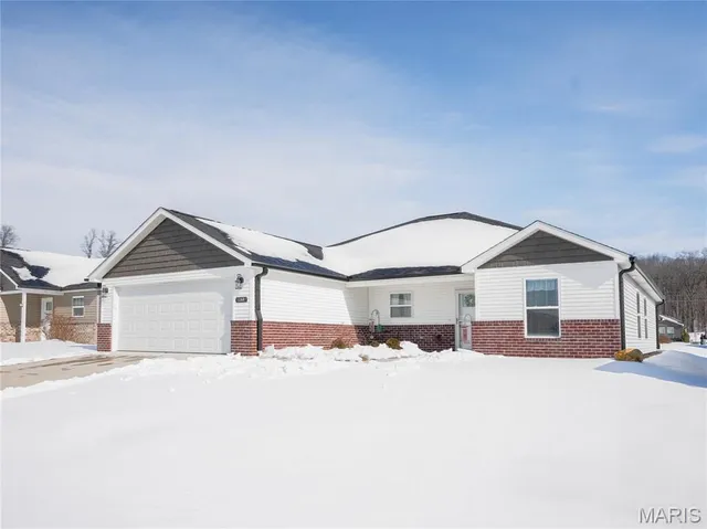 $317,900 | 5360 Hubble Cove, Jackson, MO 63755