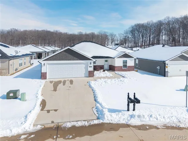$317,900 | 5360 Hubble Cove, Jackson, MO 63755
