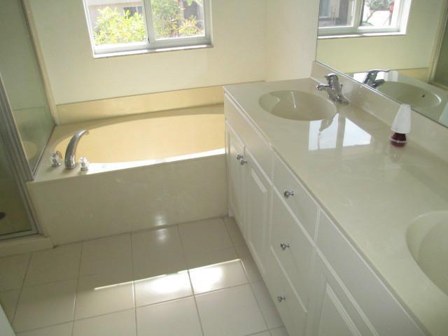 3541 Oleander Terrace Riviera Beach, FL 33404 - Photo 5 of 10 Additional Photo
