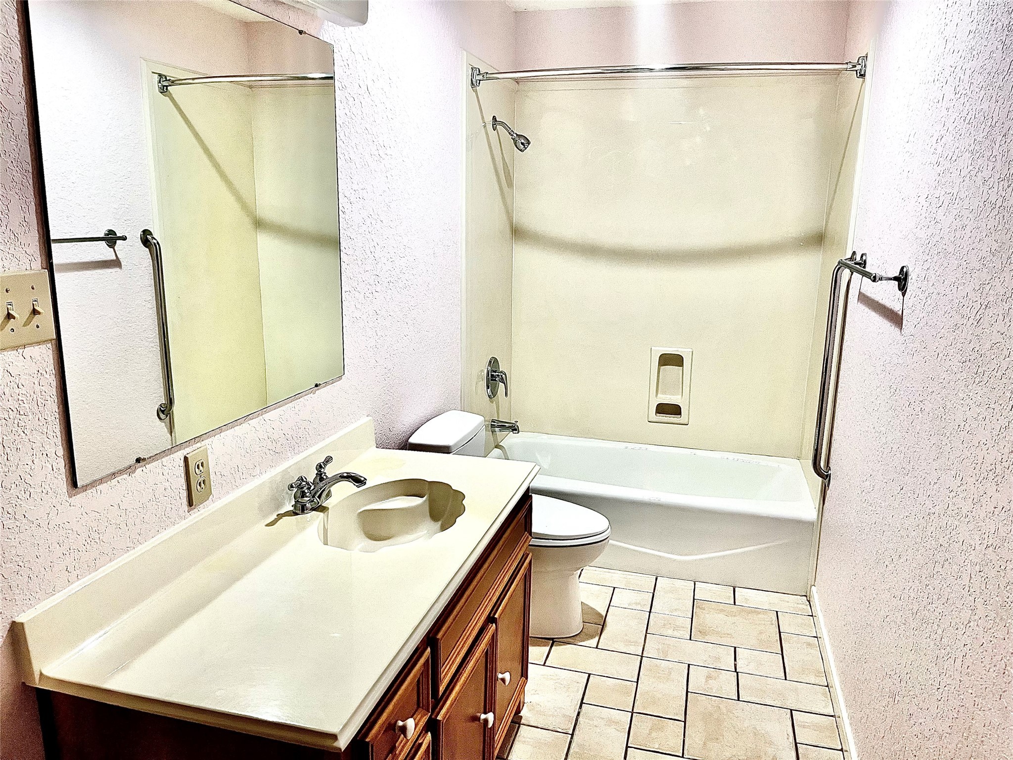 37243 FM 521 Road Bay City, TX 77414 - Photo 21 of 50 a bathroom with a sink and a mirror