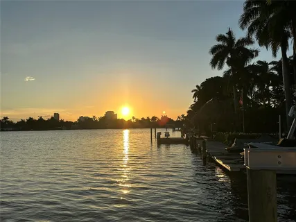 $5,290,000 | 1100 North North Lake Drive, Hollywood, FL 33019