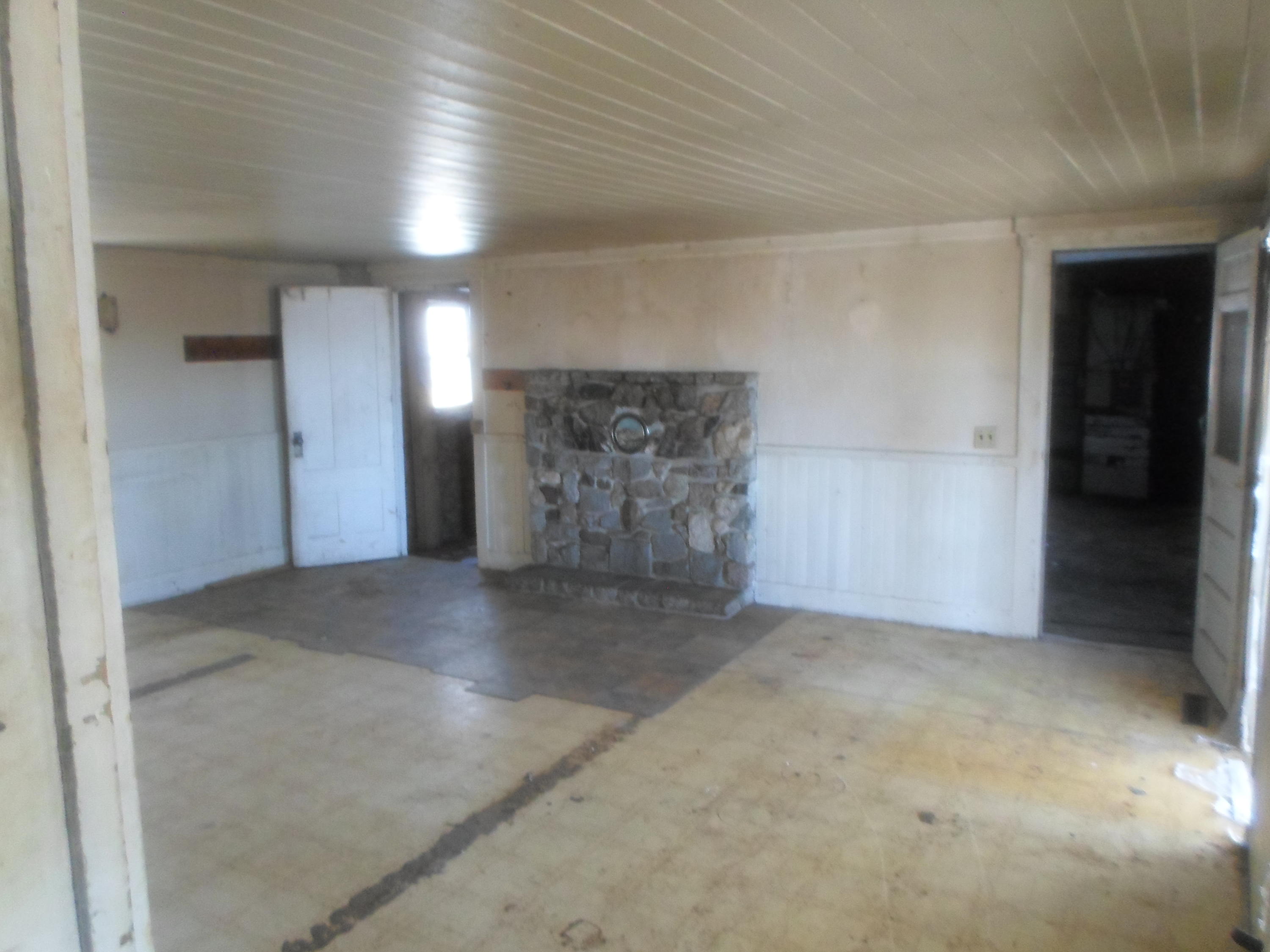 936 Waldo Station Road Belfast, ME 04915 - Photo 9 of 17 living room