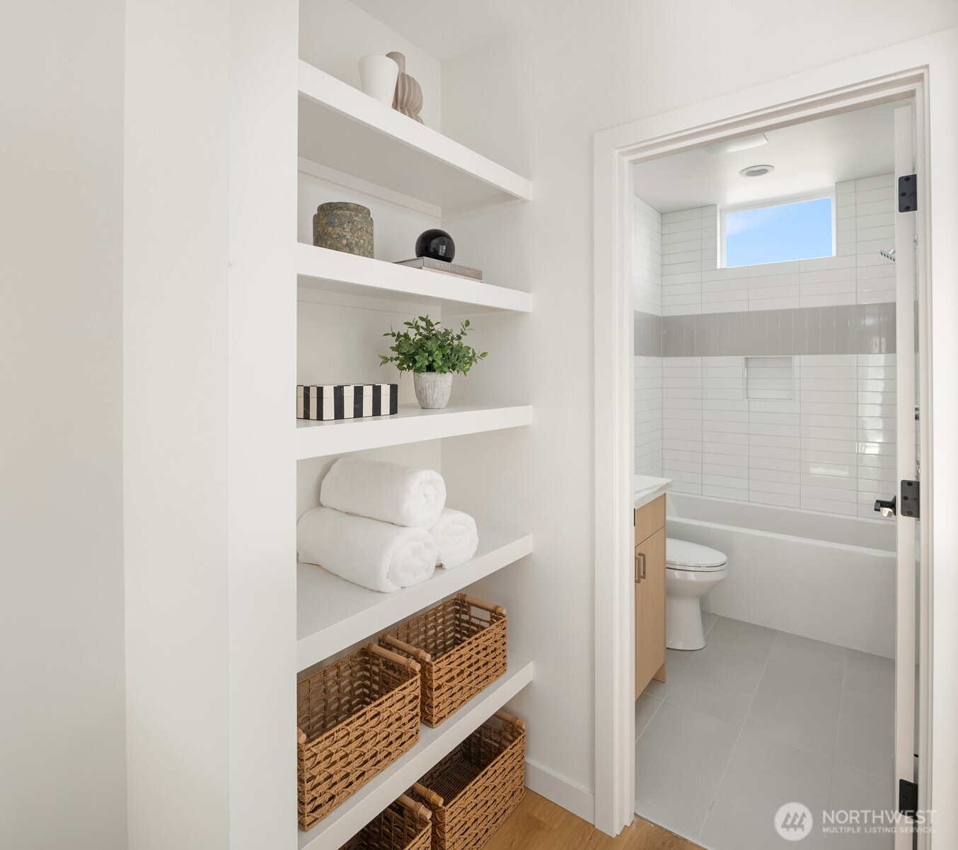 632 North 92nd Street Seattle, WA 98103 - Photo 16 of 35