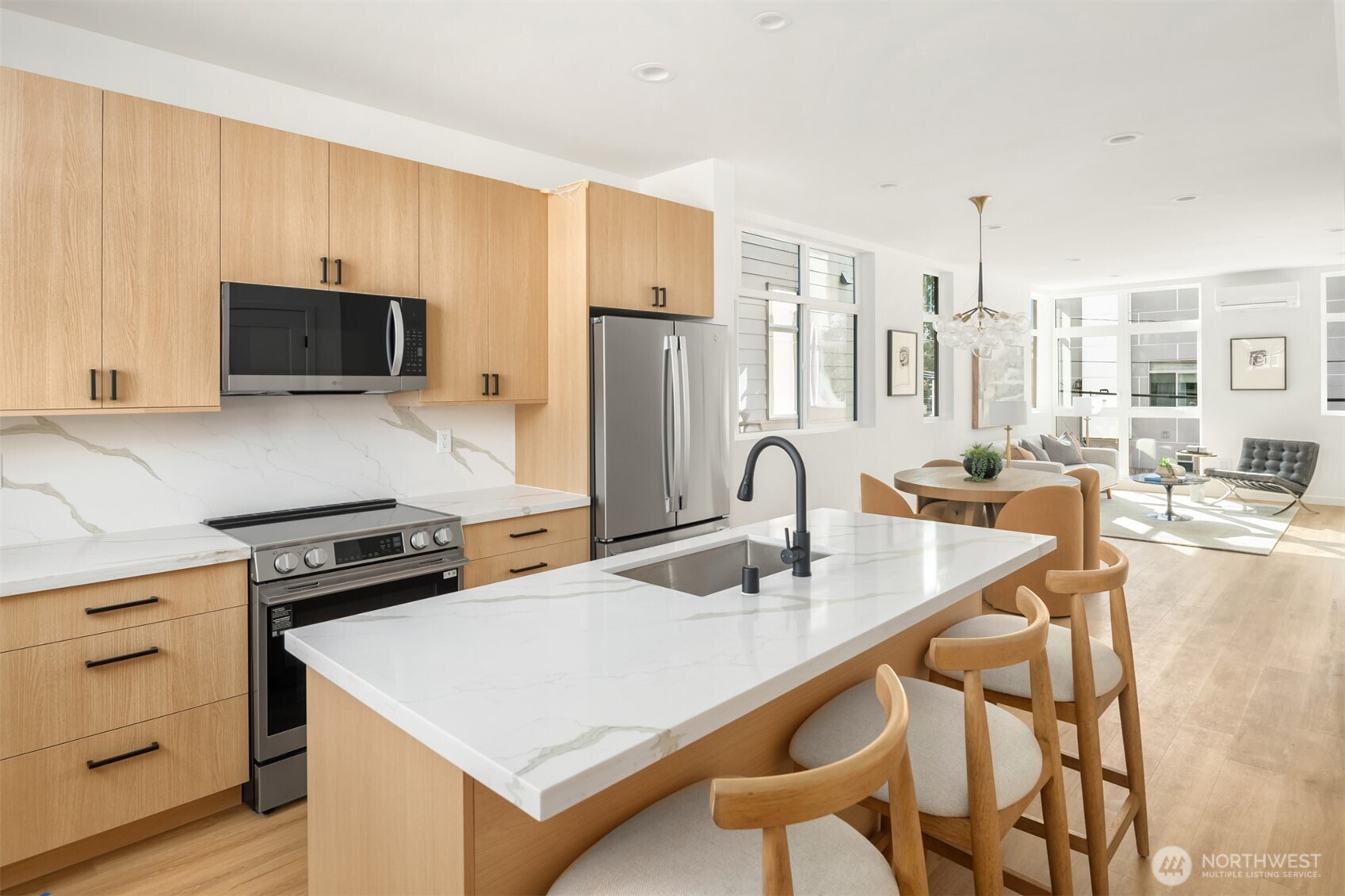 632 North 92nd Street Seattle, WA 98103 - Photo 6 of 35