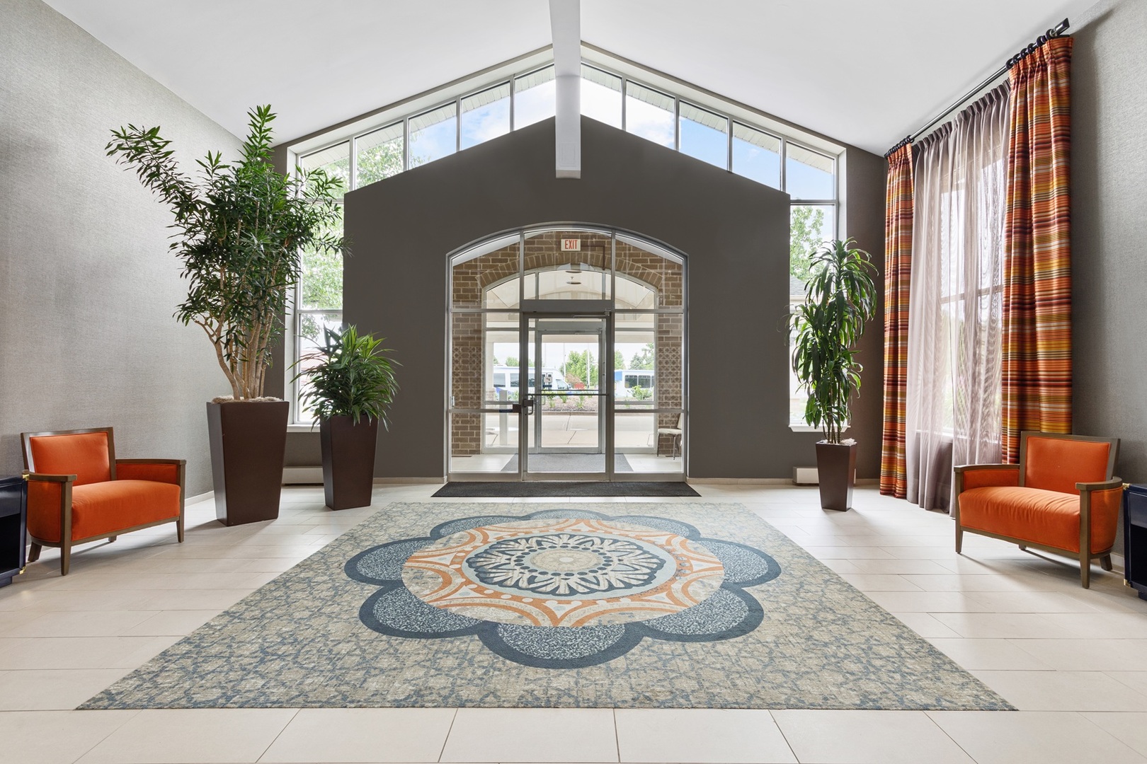 2000 Randi Drive, Unit 310 Aurora, IL 60504 - Photo 2 of 19 a front view of a livingroom with furniture