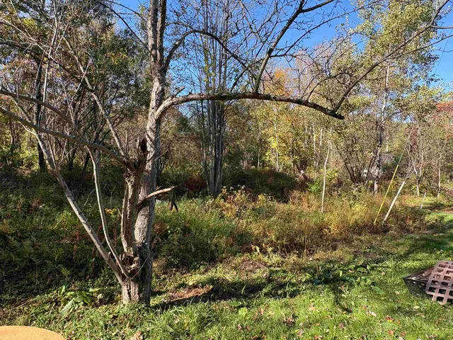 $65,000 | 111 Acton Place, Royalton, VT 05068