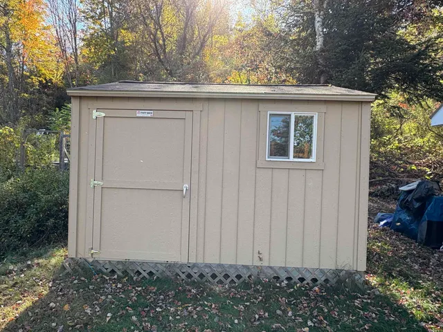 $65,000 | 111 Acton Place, Royalton, VT 05068