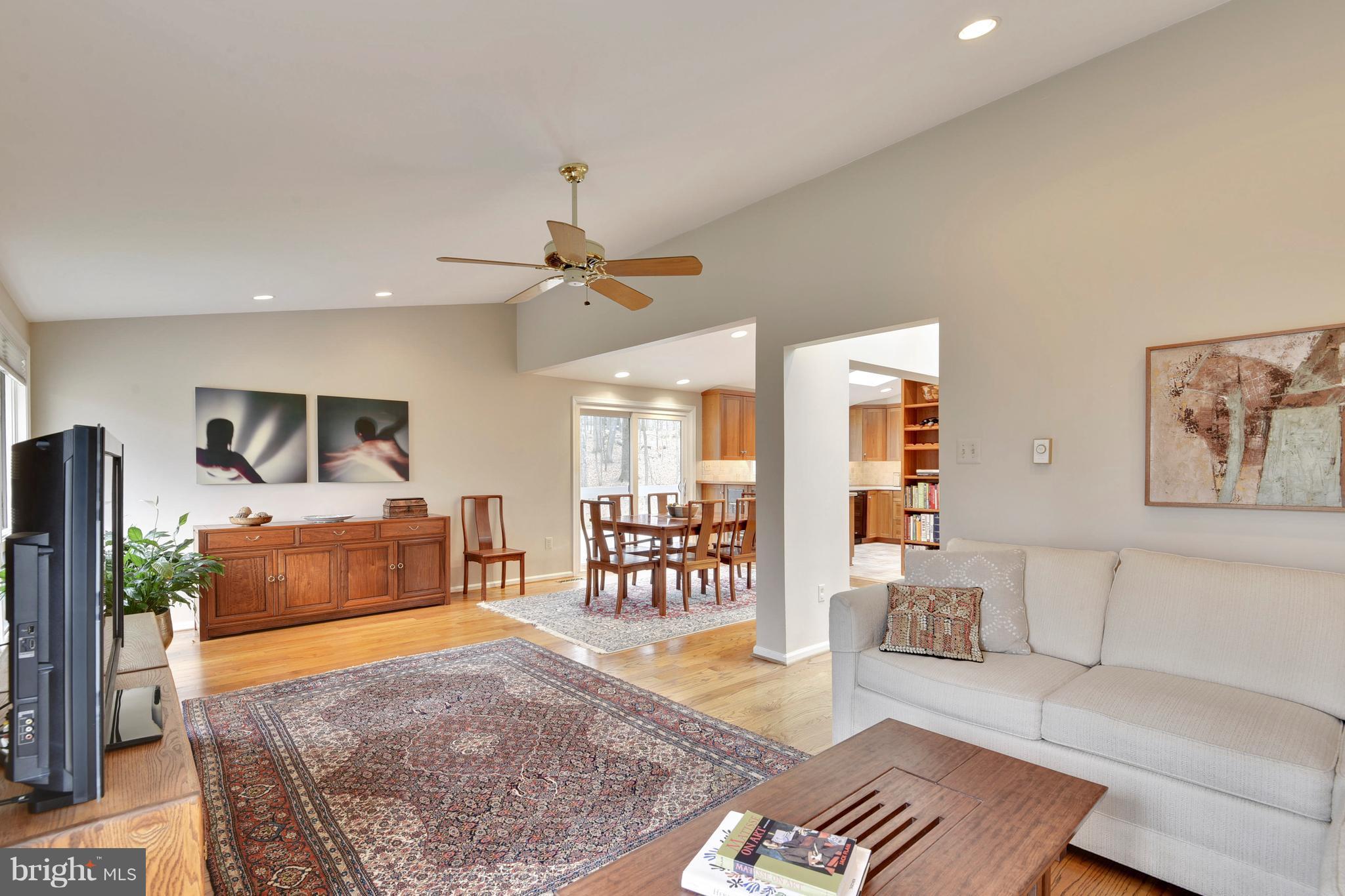 1301 Tucker Lane Silver Spring, MD 20905 - Photo 11 of 30 Living Room