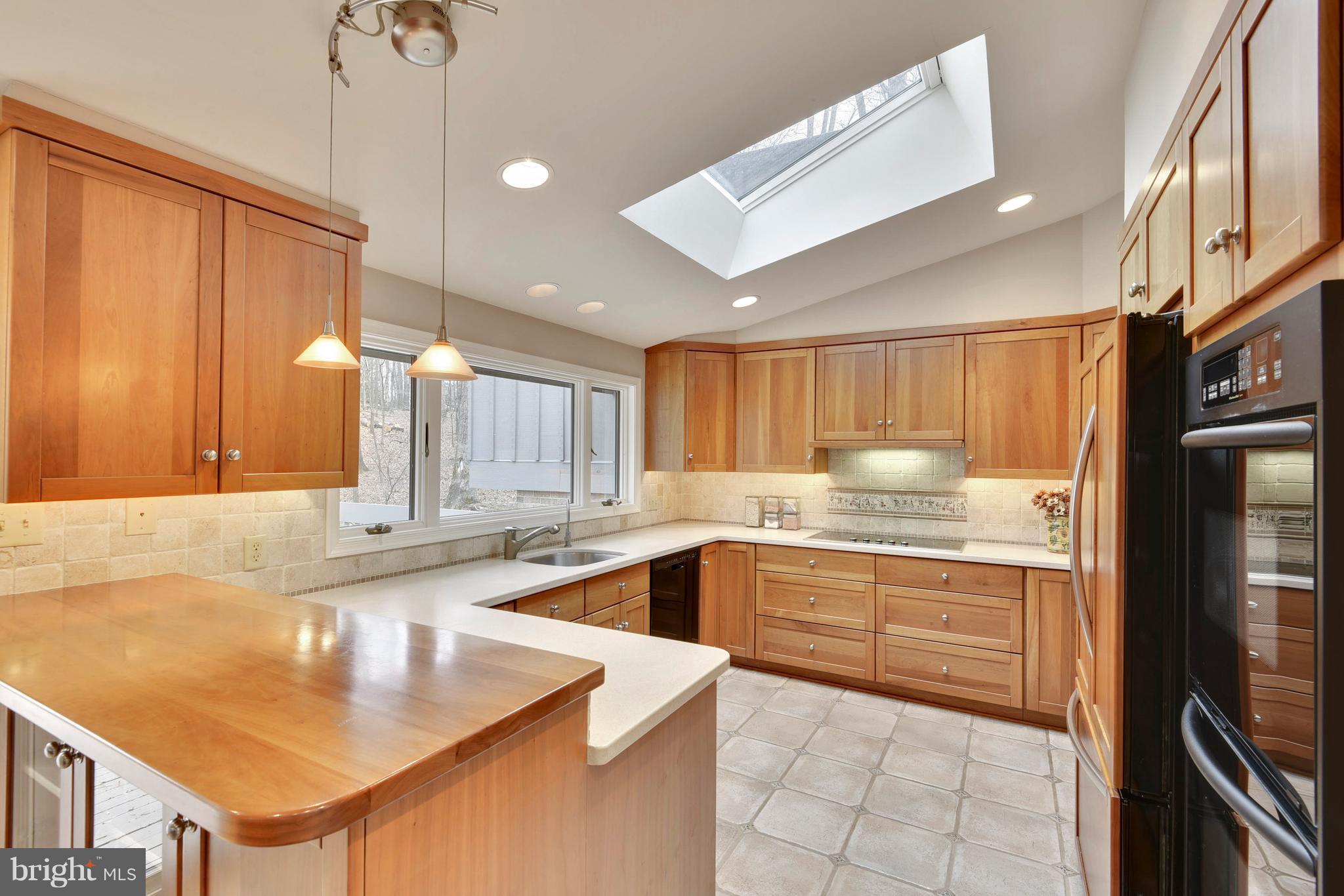 1301 Tucker Lane Silver Spring, MD 20905 - Photo 4 of 30 Kitchen
