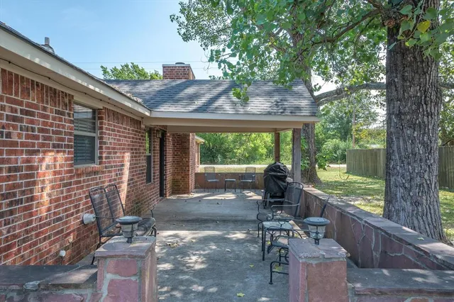 $305,000 | 111 Arizona Street, Van, TX 75790
