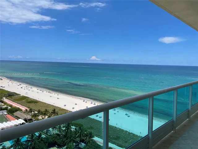 $8,500 | 5025 Collins Avenue, Unit 1908, Miami Beach, FL 33140