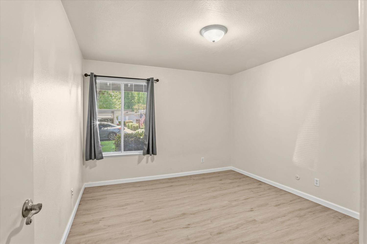 3639 Appleton Way Stockton, CA 95219 - Photo 21 of 37