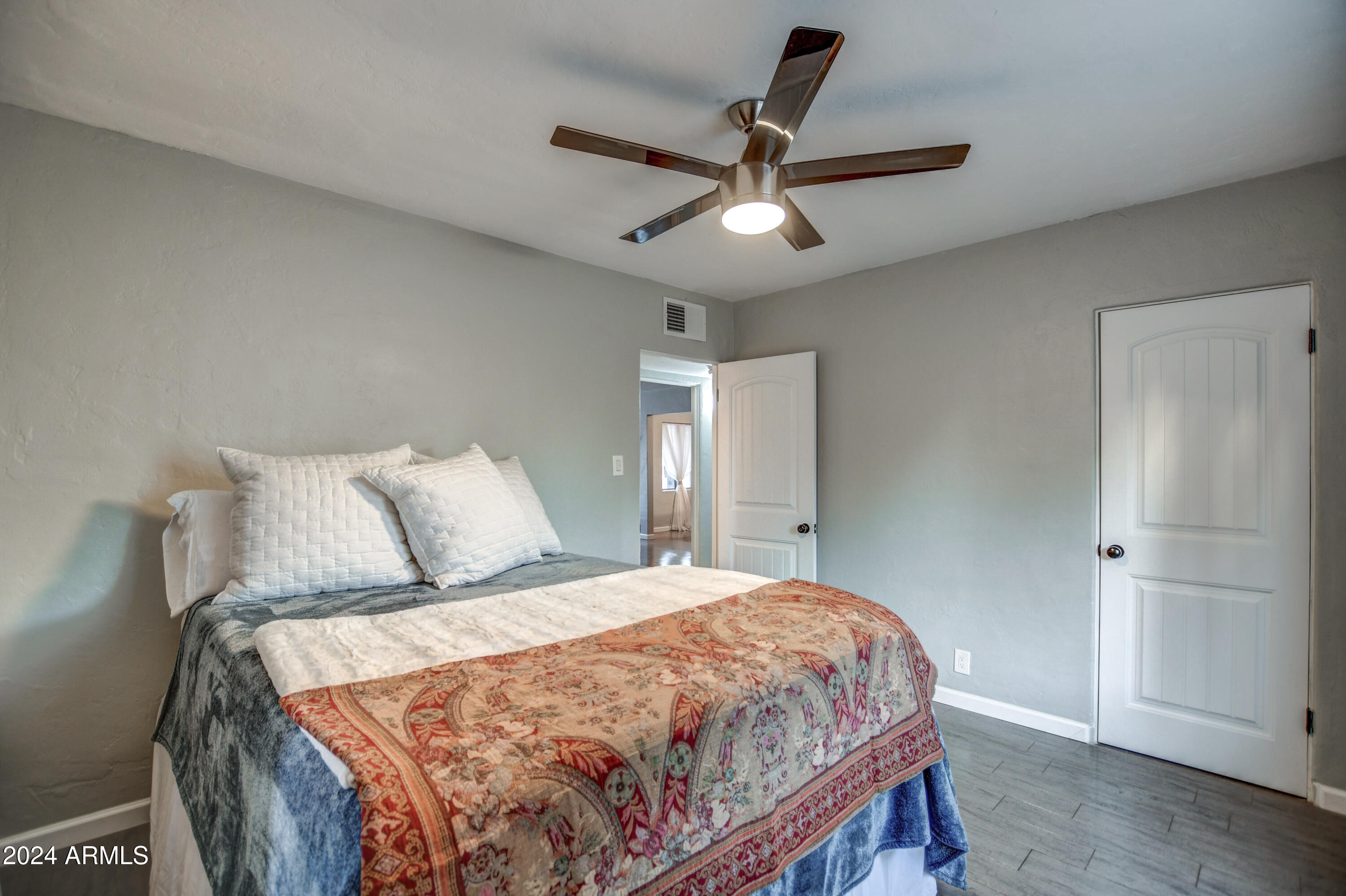 1635 West Roma Avenue Phoenix, AZ 85015 - Photo 15 of 56 Bed 4, 2