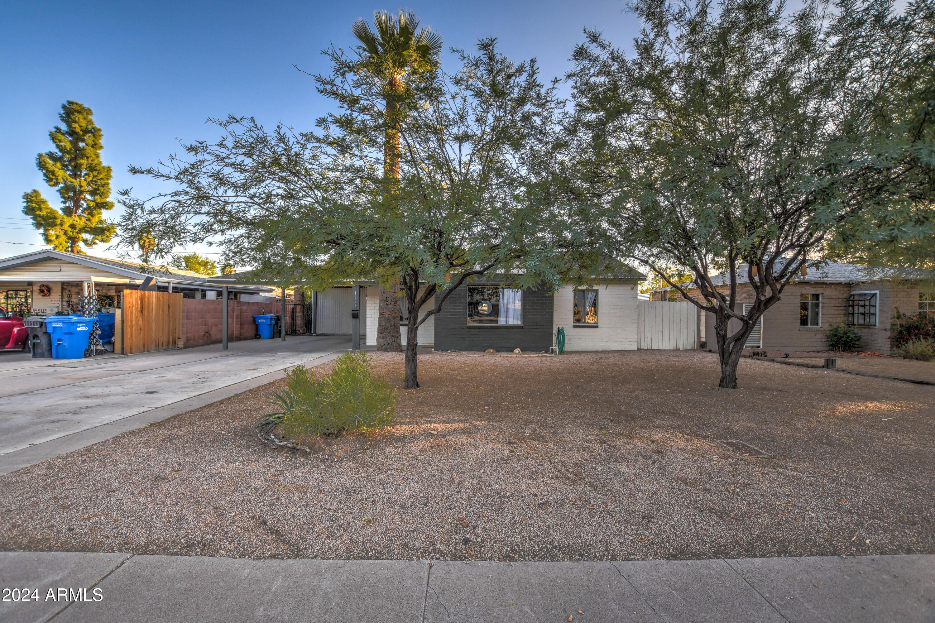1635 West Roma Avenue Phoenix, AZ 85015 - Photo 29 of 56 Front 2