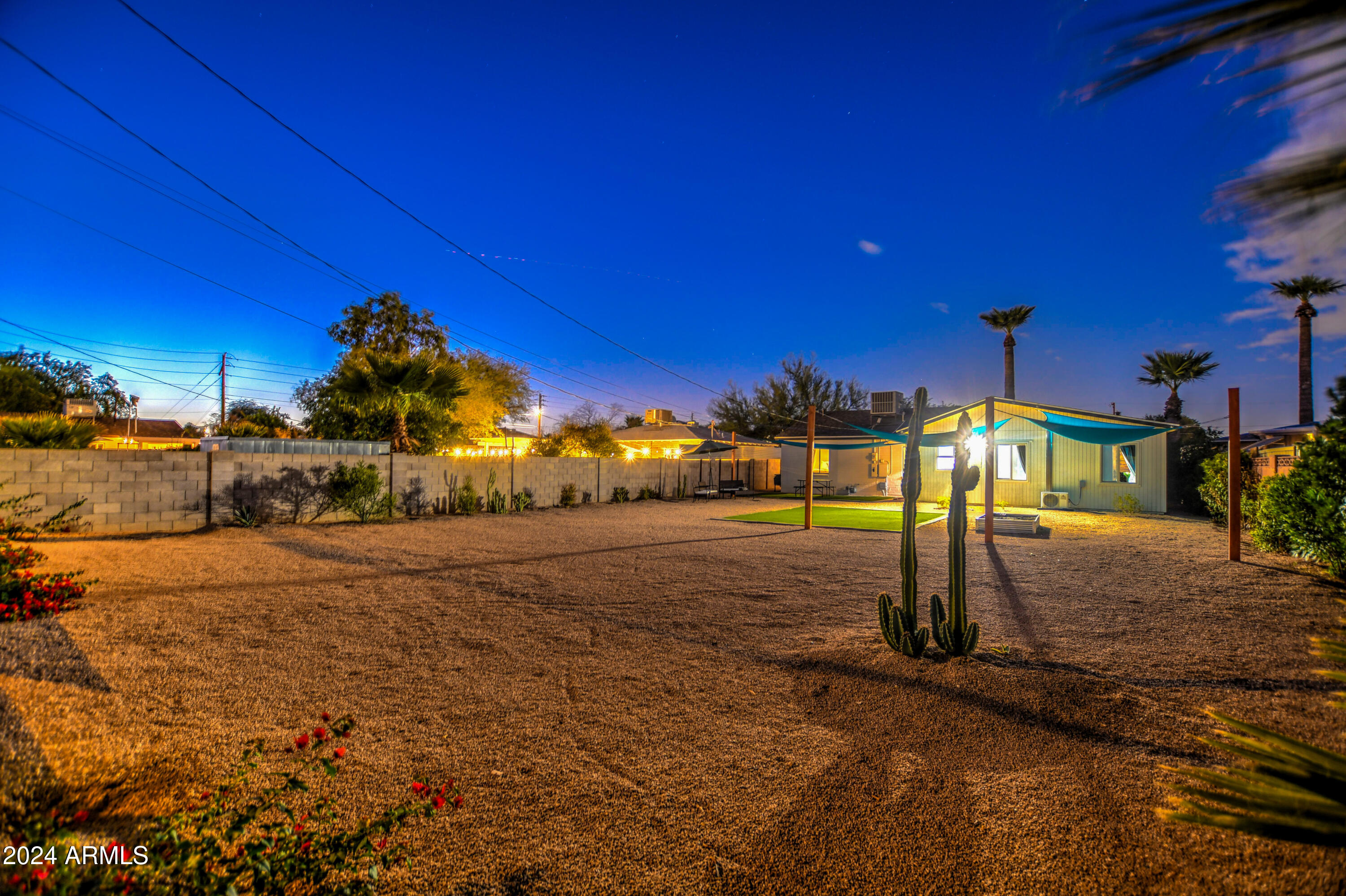 1635 West Roma Avenue Phoenix, AZ 85015 - Photo 8 of 56 Low Maintenance