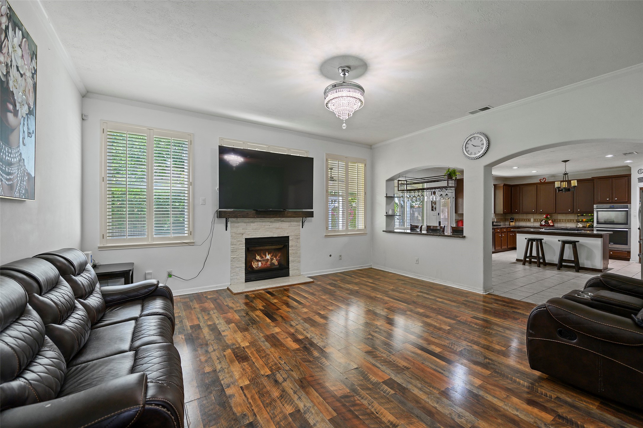 9211 Memorial Grove Drive Spring, TX 77379 - Photo 6 of 47 Living room