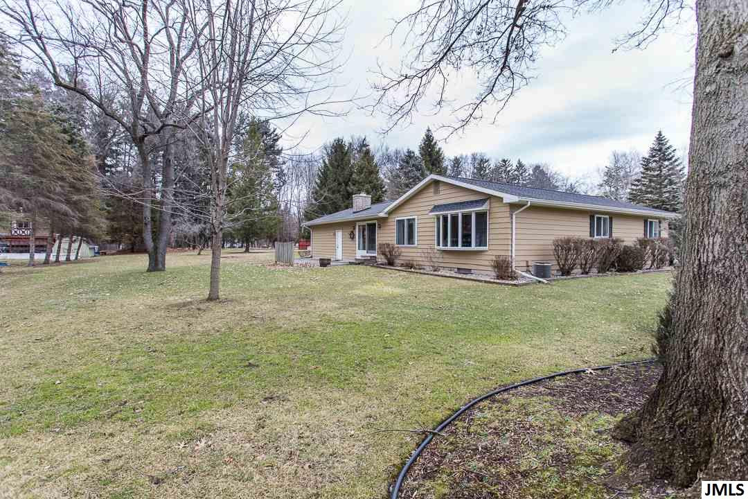 5884 North Rickfield Road Jackson, MI 49201 - Photo 5 of 30 Photo 5