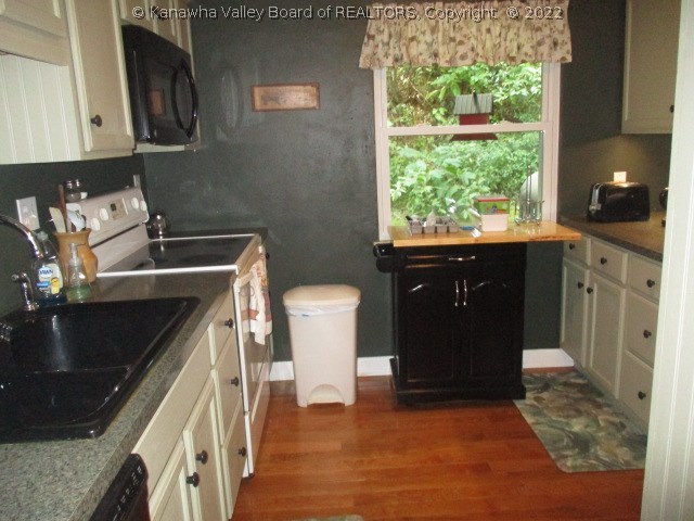 7784 Teays Valley Road Scott Depot, WV 25560 - Photo 3 of 9 Gallery Image 3