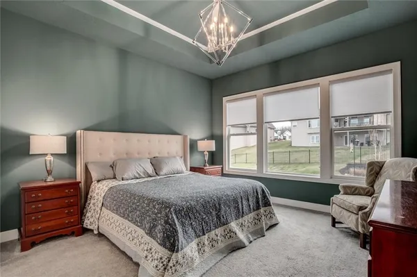$789,900 | 9750 McIntosh Court, Parkville, MO 64152