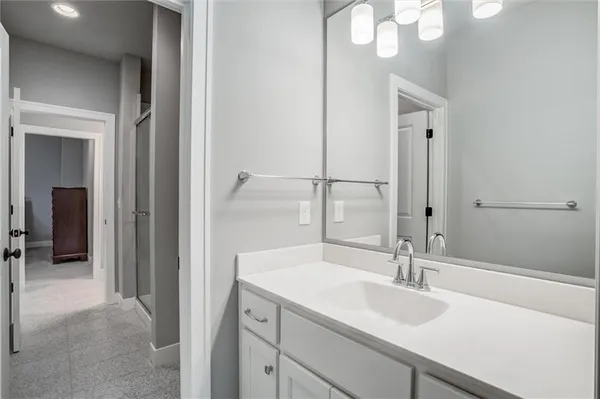 $789,900 | 9750 McIntosh Court, Parkville, MO 64152