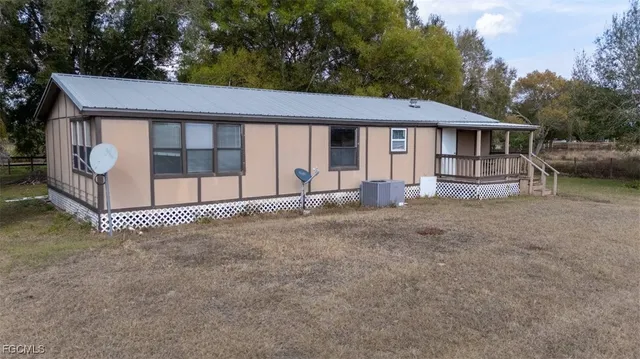 $375,000 | 1155 Coffey Road, Moore Haven, FL 33471