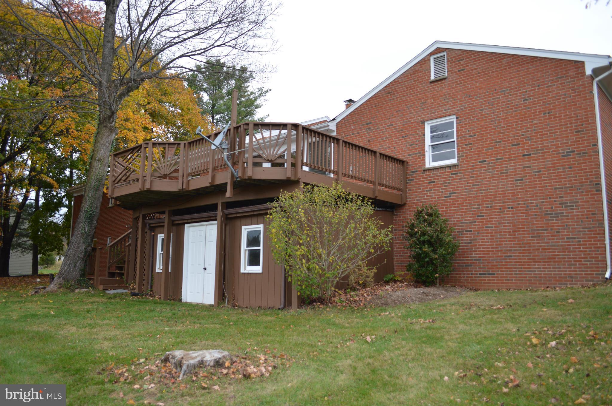 40277 Thomas Mill Road Leesburg, VA 20175 - Photo 15 of 16 Exterior (Rear)