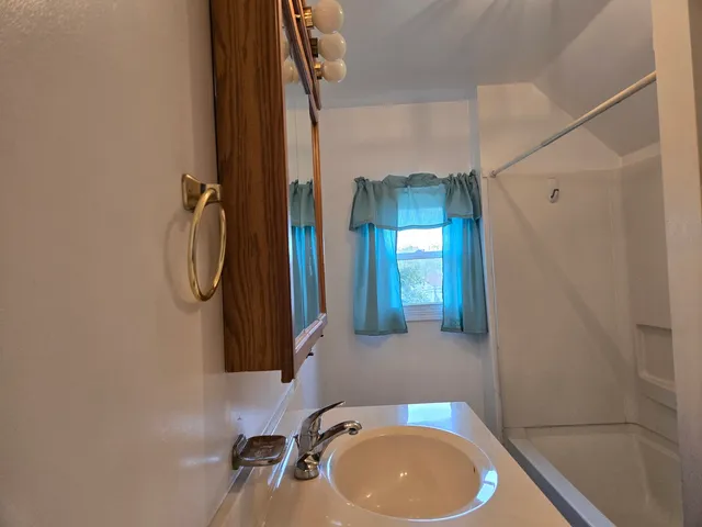 $265,000 | 514 Washington Street, Woodstock, IL 60098